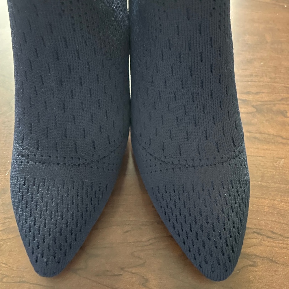 New! Charles By Charles David Boots - image 2